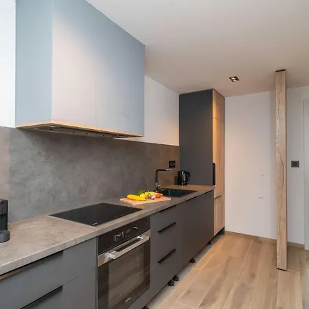 Royale - Premium One Bedroom With Sea View *