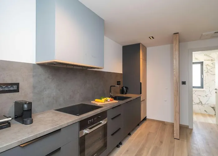 Royale - Premium One Bedroom With Sea View *